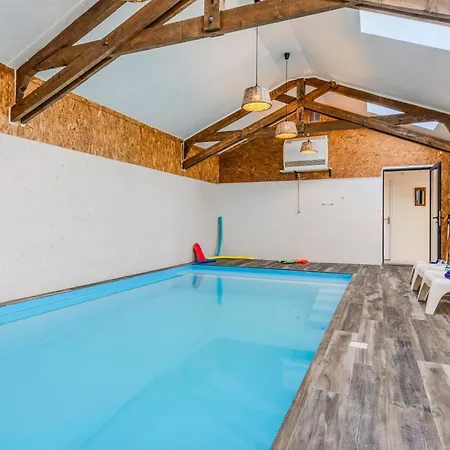 Villa Léonie - piscine intérieure-2
